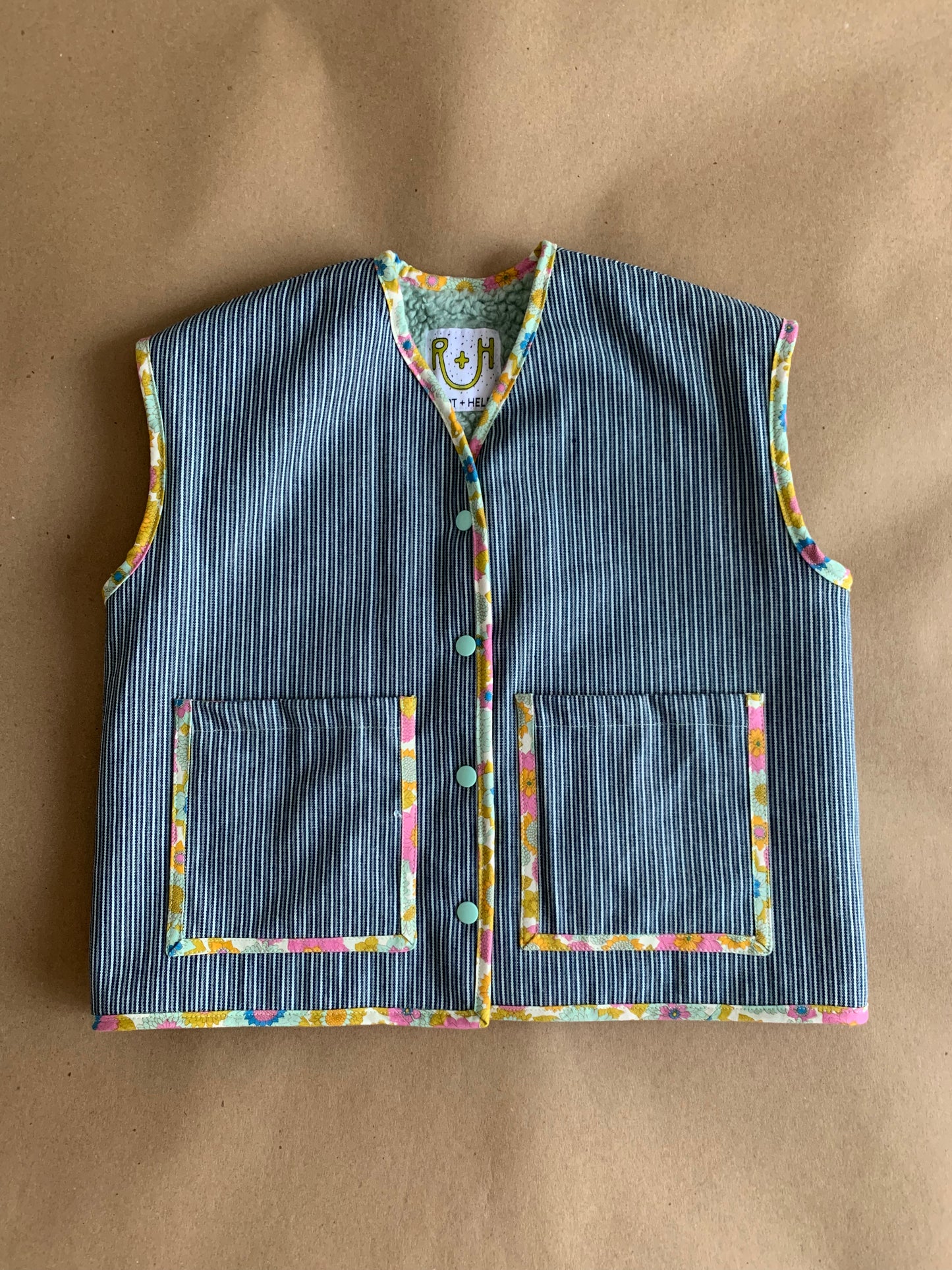 RTS Boxy Quilted Vest | size 5-7yr